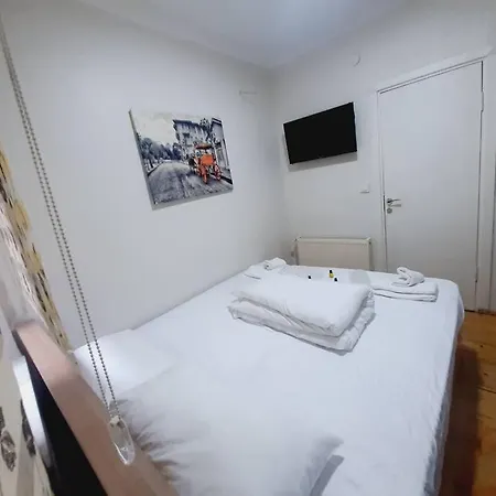 Апартаменты Great Location In Taksim No:4